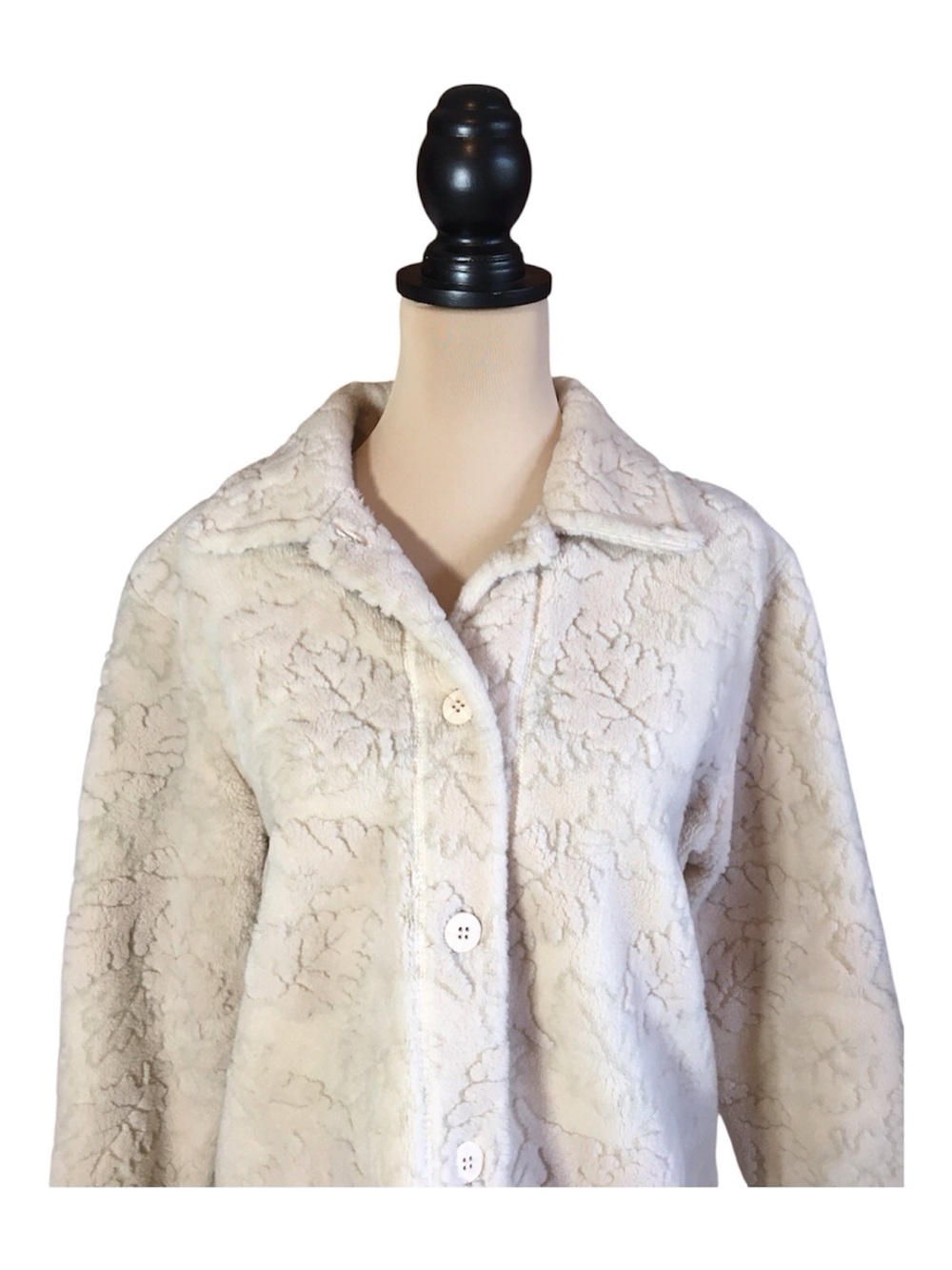The Barrage Co. VTG Cream Leaf Pattern Fuzzy Jacket, Women’s Medium